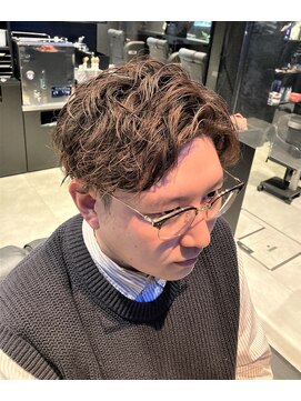 メンズフィール 南森町(MENS FEEL) 2WAYランダムパーマ/センターパート/ビジネスOK/爽やかウェーブ