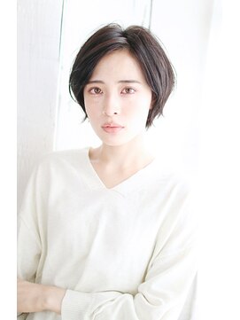 ポールプラスエヌ(PAUL+n) 20代30代40代　抜けを保って強気なショート【枚方】＃685