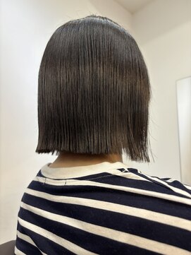 ジエクト ヴィシア(The Ect VIXIA) ぷつっとヘア　外ハネ　ボブ大阪　髪質改善　縮毛矯正