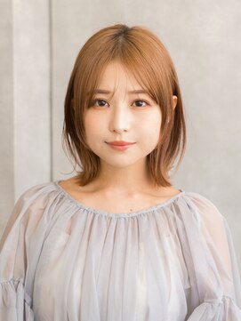 トッカ ヘアアンドトリートメント 難波店 ふんわりくびれミディ