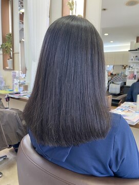 コアフィールフィス(COIFFURE fils) 新規お得クーポンあり【見附　今町】黒髪ミディアムヘア