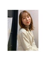 リワーズ 成城学園前店(Rewards) ミディアムベージュ