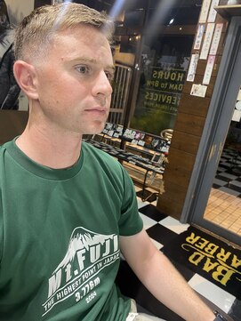 バッドバーバー 蒲田店(BAD BARBER) フェザーアップスキンフェード