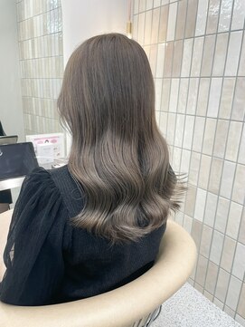 ロンドシェリ 仙台(Lond Cheri) ブリーチなしダブルカラー 黒髪ネビージュ 髪質改善 イメチェン
