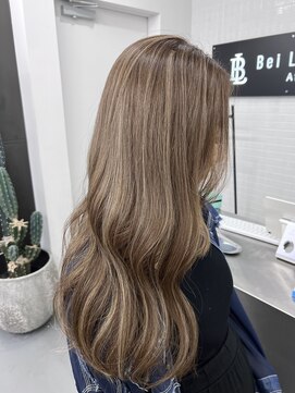 ベイ リコルド アトリ 名古屋名駅店(Bei Licoldo.Atole) ナチュラル筋感ハイライトグレージュカラー