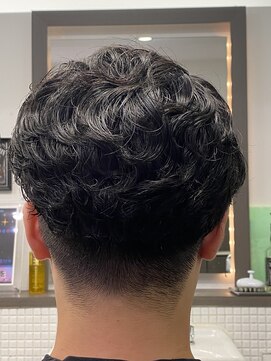 スカイシープレイス 錦糸町 ニュアンスフェザー[錦糸町/理容室/メンズ/バーバー/パーマ]