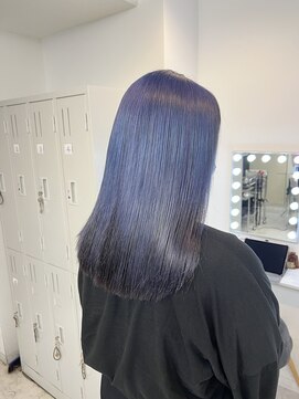 アルーシェウィズスカイ 原宿(Alushe with Sky) 切りっぱなし&ブルーラベンダー/ダブルカラー/ケアブリーチ