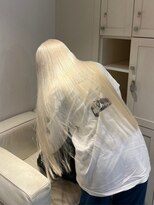 ベレーザ 渋谷(BELEZA) 13541ブリーチ&ダブルカラー韓国レイヤーホワイトブロンド