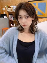 ハニーシブヤ(HONEY shibuya)&nbsp;バタフライカット/ウエーブパーマ/ヘーゼルグレージュ/レイヤー2