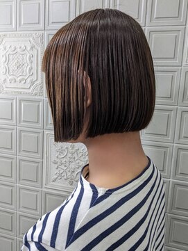 ヘンリエッタ 表参道(Henrietta) グレージュショート