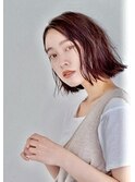 軽やかに透ける色が魅力、やわらかな質感で上品にきまる艶ボブ♪