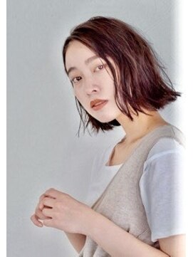 ビアンカ 髪にやさしい美容室(bianca) 軽やかに透ける色が魅力、やわらかな質感で上品にきまる艶ボブ♪