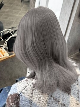 シルバーグレージュ/ブリーチ