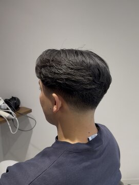 グルーマーズトウキョウ 渋谷店(GROOMER/S TOKYO) ラフカール ニュアンスパーマ フェザーパーマ センターパート