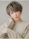 ウォームブラウンハイライト小顔フェザーショートX越谷20代30代