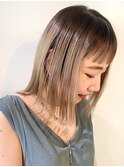 ペールベージュグラデーション