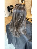 パルフェ ヘアー バイ オーク 九大学研都市(parfait hair byOAK) ロングレイヤー/白髪ぼかしハイライト/グレージュ