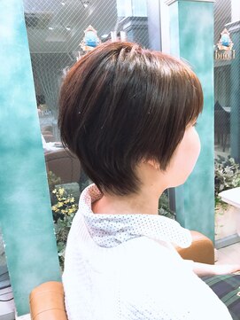 ロンド 銀座(Lond) 【斉藤 航人】ひし形シルエットのショートボブ