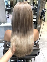 トルネード(TORNADO)&nbsp;リアル外国人風　ブロンドヘア☆