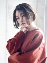 エムクランメイクス 原宿 表参道(m.clan MAKE'S)&nbsp;大人かわいいミニウルフくすみブルーセンターパート前髪ボブ