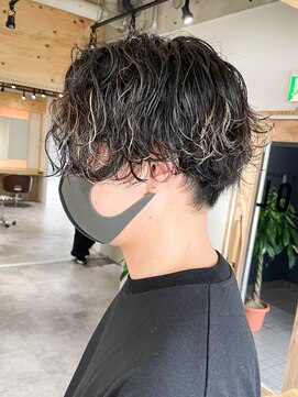 クオル 立川(QOL) 波巻きスパイラルパーマセンターパート波巻きパーマツーブロック