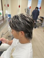 美容室シンプル ウィン(Simple Win)&nbsp;メンズホワイトハイライト♪