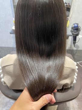 エイル 西梅田(eyl) さら艶ナチュラルストレートパーマ