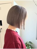 切りっぱなしボブミニボブぱつっとボブハイトーンボブ/ブロンド