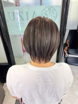 アイズ 本厚木(AIZU) 白髪ぼかしカラー