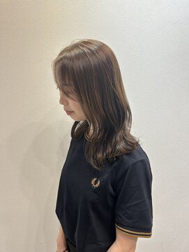 ティック 福井鯖江店(tic.) オリーブカラー/ゆるふわスタイル