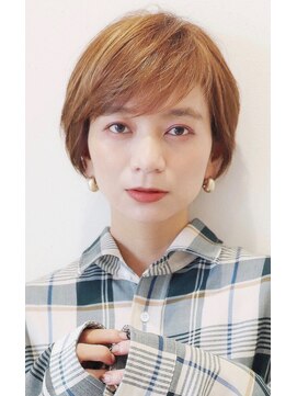 アイ(I.) 【 Ｉ. 】30代からの襟足すっきり前下がりショートボブ　川口