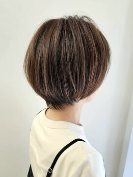 ネスト(Nest) レイヤーショートボブ