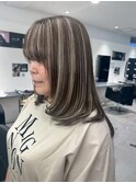 ハイライトカラーミルクティーベージュレイヤーカット