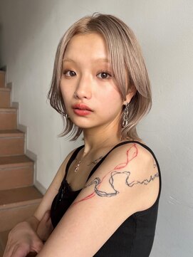 サンクプロジェクト(cinq PROJECT) ミルクティーベージュダブルカラーハイトーンレイヤーカット韓国