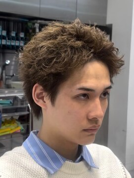 フィフス 渋谷(fifth) 今流行りの無造作刈り上げないツイストスパイラルショートパーマ