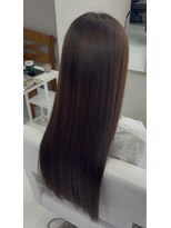 デザインヘアー ピアジェ 橿原店(DESIGN HAIR PIAGET) 艶々ストレートヘア