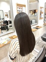 ヘアアンドメイク 心座(hair&make)&nbsp;髪質改善×透明感ブラウン 大人ロング