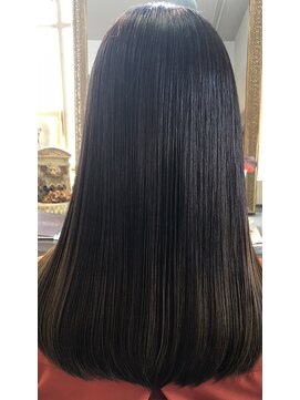 フィル(Fil HAIR and SPA) ミネコラ高濃度水素トリートメント