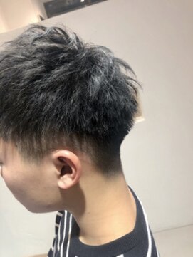 トンネルヘアー(Tunnel hair) 定番ショート