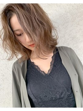 フロクシノーシナイヒリパイリフィケーション(Floccinaucinihilipilification) 【フラットな透明感】オリーブベージュ