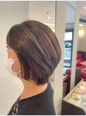 ショートボブ