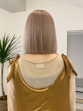 オンリー(ONLY.) ミルクティーベージュ　×   ロブ