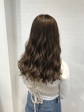 グランルッソ 広島本通(GRAN LUSSO) 髪質改善/３Dハイライト/スモークアッシュ/波巻き