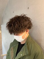 メンズサロンドットリアン(dot. lien) ツイストスパイラルパーマ刈り上げマッシュメンズヘアツーブロ