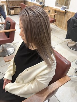 ノーム 横浜(NORM) バレイヤージュ ミルクティーベージュ