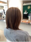 ウルフカットにハイライト