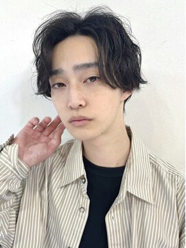 リコバイアフロート(riko by afloat) センターパート/ナチュラル/カルマパーマ[メンズカット竹田]