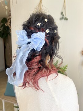 ビューティフルガーデンズ(Beautiful Gardens) フラワー編み込みハーフアップ