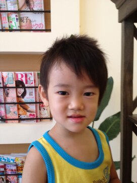 ヘアスペース ルーツ(Hair space Roots) アシンメトリーショート