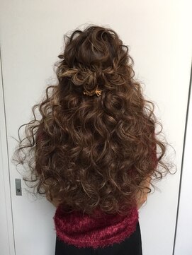ヘアイズム ブランシュ(hair-ism BLanCHe) ダウンアレンジ